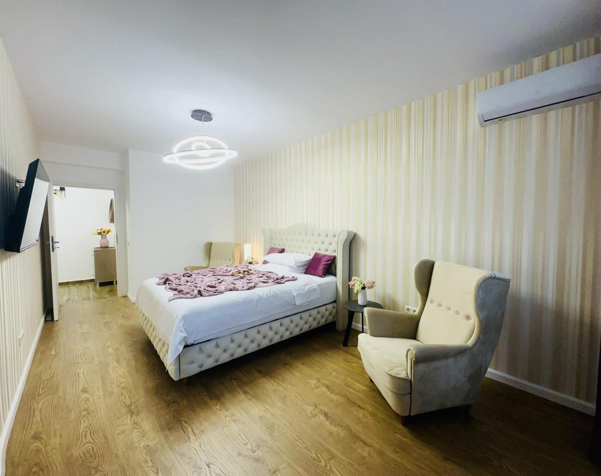 Sky Garden Panoramic View Apartment Bucharest Luaran gambar